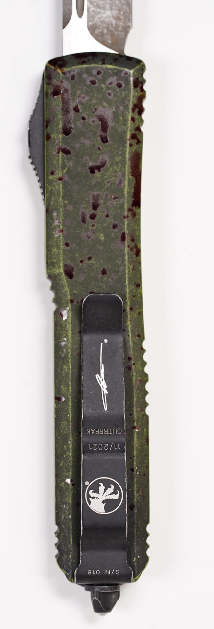 Microtech 121-1OBDS Ultratech Outbreak Deep Engraved - Image 3