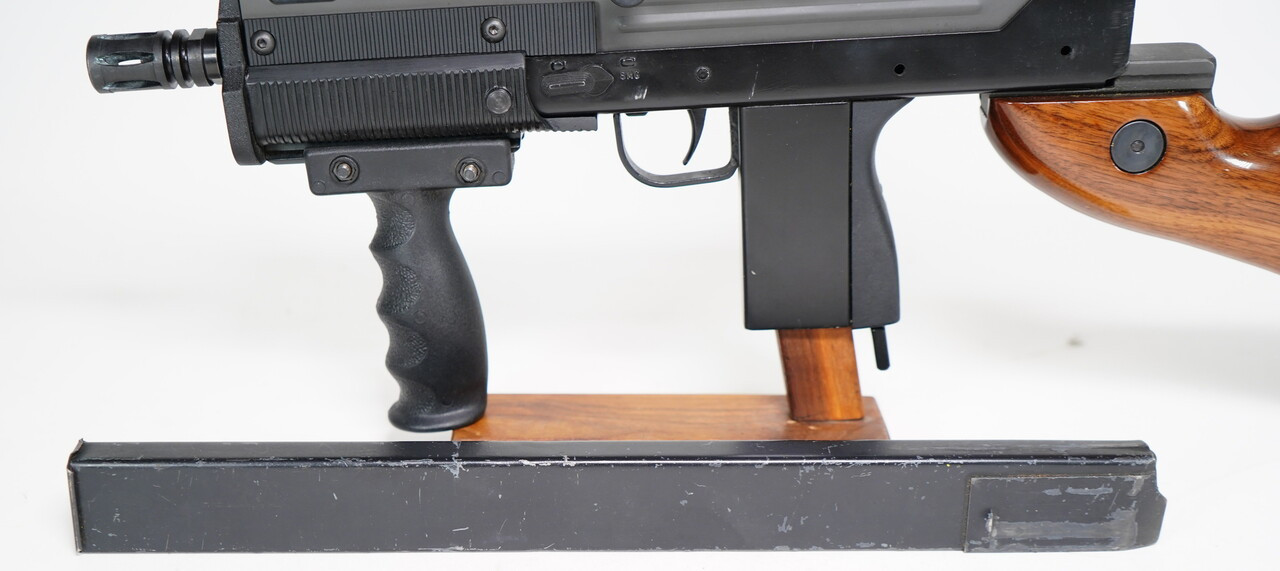 SWD INC M11 9mm with Lage Upper and Thompson stock - Image 3