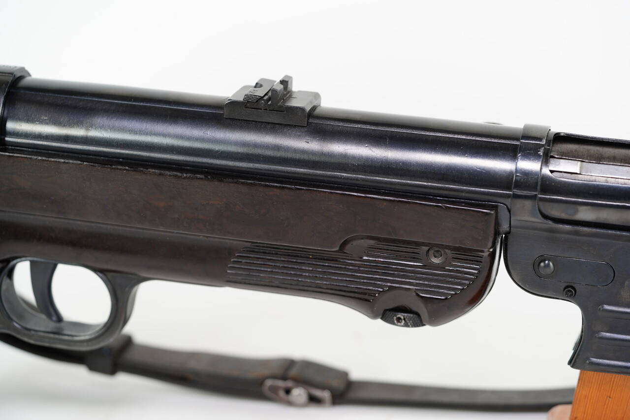 German MP40 BNZ 44 9mm 100% German - Image 31