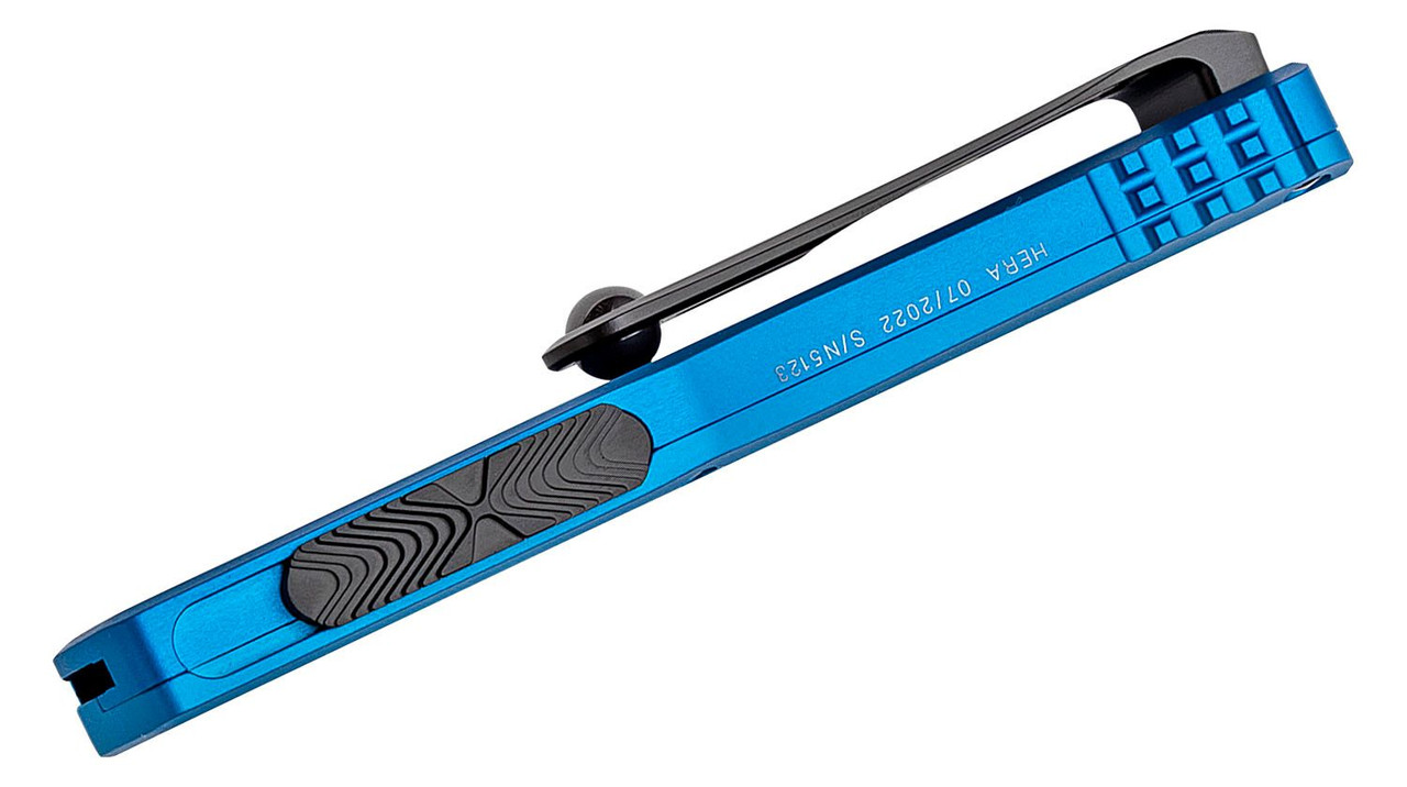 Microtech 702-3BL Hera Black P/S, Blue Handles - Image 4
