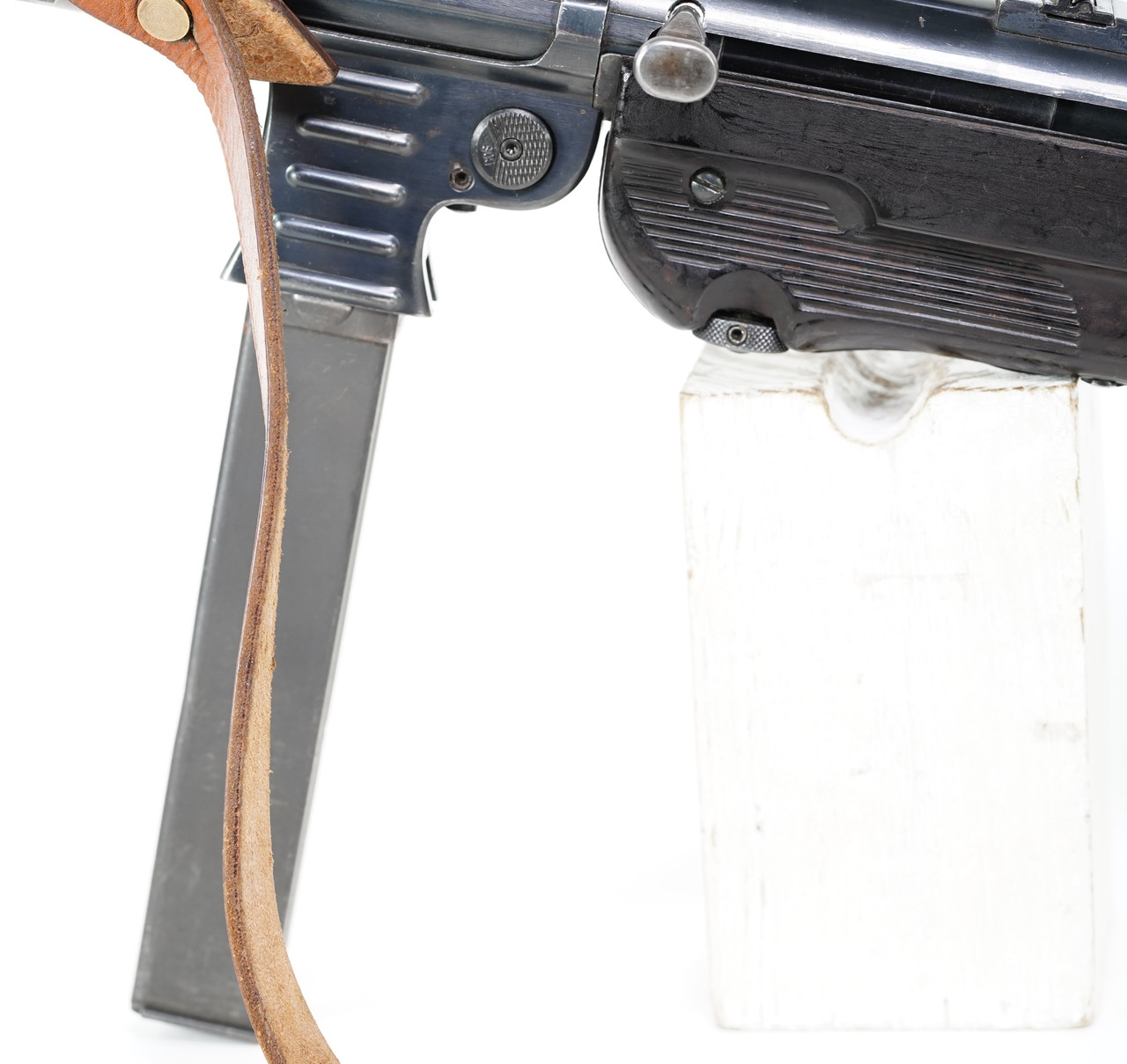German MP-40 C&R with 1 magazine - Image 11