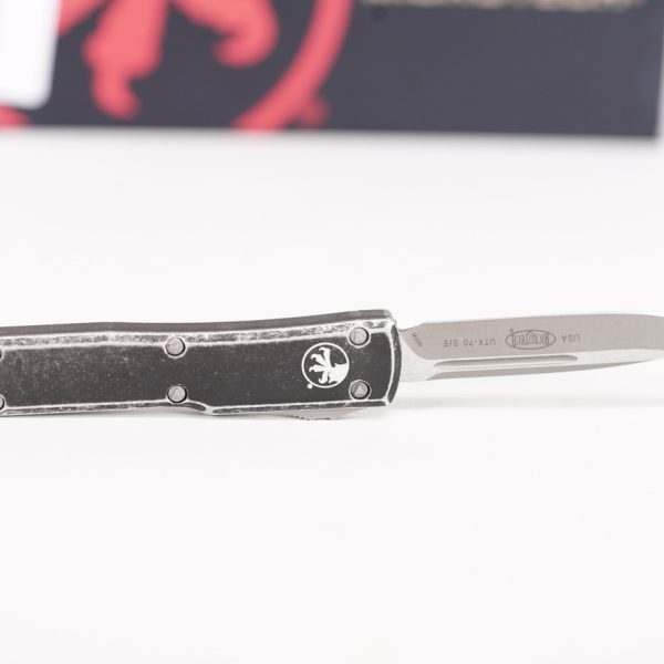 Microtech 148-10DBK UTX-70 Stonewash, Distressed BLK Handle