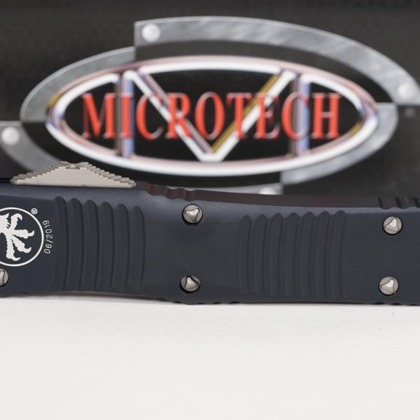 Microtech 142-4 Combat Troodon Satin, Aluminum Handle