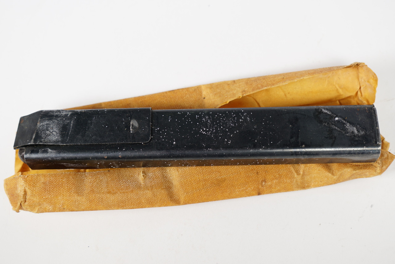USGI Grease Gun M3 M3A1 45 ACP 30 round magazine - Image 3