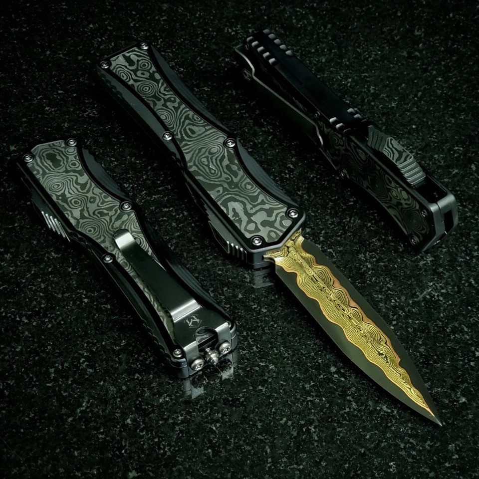 Heretic Custom Colossus Baker Forge Damascus D/F, F/C Handle