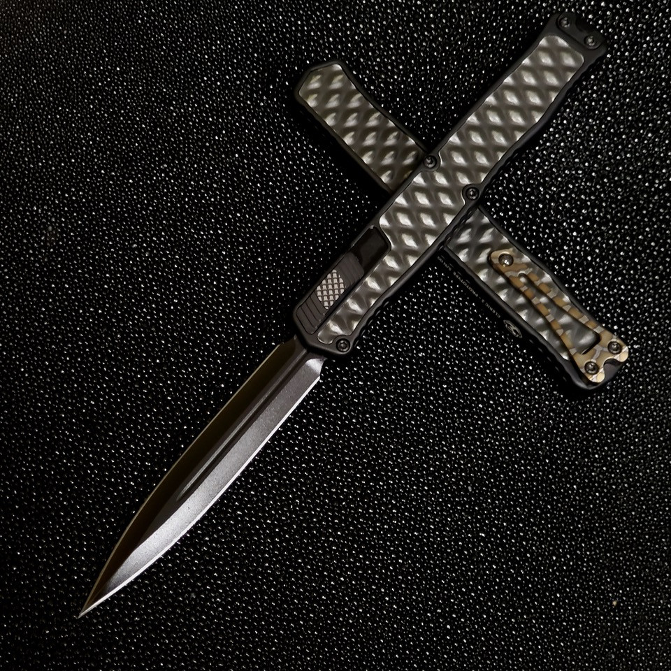 Heretic Cleric II Proto Black Elmax, Black Anodized handle