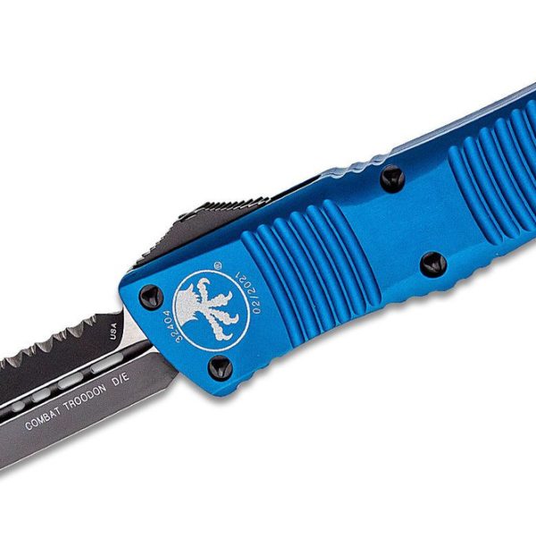 Microtech 142-3BL Combat Troodon Black P/S, Blue Handles